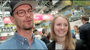 Inzwischen planen die beiden sogar schon ein zweites baby. Zwei Lustige Drei Ein Glas Wein Mit Joko Winterscheidt Youtube