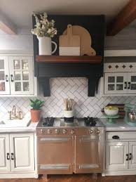 This Fixer Upper Inspired Dollhouse Is The Best Thing You Ll See All Day Fixer Upper Kitchen Dolls House Interiors Kitchen Design Open