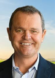 Erin Bottomley's Instagram, Twitter & Facebook