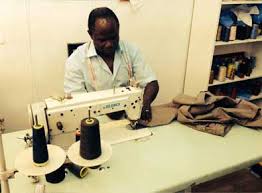 Maybe you would like to learn more about one of these? Atelier De Retouches De Vetements A Belleville Paris 20e Albert Retouches Pour Couture Et Confection Vetement Ceremonie Paris