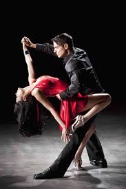 Argentine tango is a musical genre and accompanying social dance originating at the end of the 19th century in the suburbs of buenos aires and montevideo. Tango Argentino E Il Ritorno Di Passione Musica A Napoli Xxi Secolo