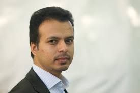 Among the Mosques' Review: From Islamist to British Patriot