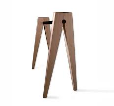 Tout comme notre table murale norberg en melamine blanc qui offre une surface particulierement resistante. Treteaux 39 Idees Deco Pour Creer Une Table Ou Un Bureau