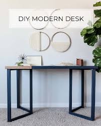 I really hope it helps you to create the desk you need on a tight budget. Diy Modern Desk Plans