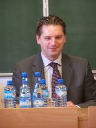 Tomasz lis spał na dworcu i pracował na czarno! File Tomasz Lis Mar 2007 Jpg Wikimedia Commons