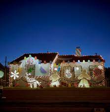 Free delivery to your doorstep. 18 Holiday Rooftop Displays You Ll Want To Copy