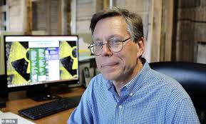 Məşhur fizik Bob Lazar: “30 il ötsə də, yadplanetlilər məni izləyirlər”