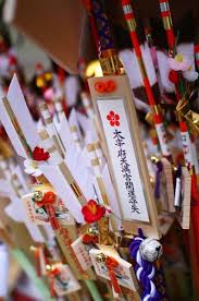 Pin By Jamisen On J A P A N Japanese Shrine Japanese New Year Japan Culture