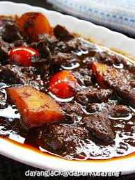 Ayam bakar tanpa ungkep ini terbuat dari daging ayam segar yang diberi bumbu rempah dan olesan kecap manis, kemudian. Dapurku Sayang Daging Masak Kicap Berempah Dan Berkerisik