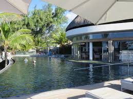 Vue Du Coin Piscine Tout Eclaire Le Soir Picture Of Radisson Blu Poste Lafayette Resort Spa Mauritius Tripadvisor