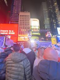 United States 🇺🇸 veteran 103 years old. Never been to Times Square f...