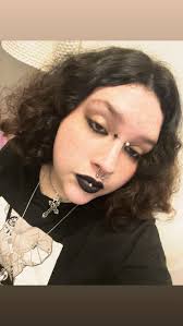 So I've always been a diehard twilight fan, but believe me when I almost  walked my 12 year old ass out of the theatre when they killed Seth, ready  to throw all