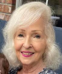 Donna Delano's Instagram, Twitter & Facebook