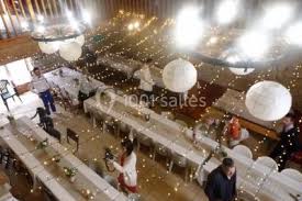 Les 50 emplacements sont recouverts d'herbe et sont à moitié à l'ombre. Domaine De Saint Laurent Montferrand 11320 1001salles