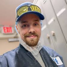 Jessica Dezarn's Instagram, Twitter & Facebook