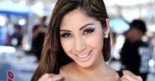 Jackie Vidal Can Be Alluring and Cute at the Same Time