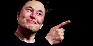 Elon Musk's 'blundering stupidity' is 'flushing Twitter down the sink':  major tech news site