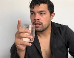 Monologo Projects :: Photos, videos, logos, illustrations and branding ::  Behance