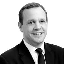 Daniel Warwick Email & Phone Number