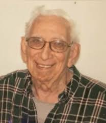 Willard Lee's Instagram, Twitter & Facebook