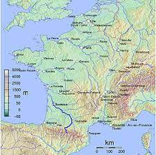 Bordeaux et toulouse sont sur la garonne, laquelle joue un rôle important dans les deux villes, comme lieu d'événements et de loisirs, ainsi que pour les. Garonne Wikipedia