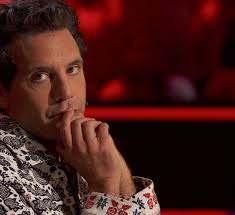 Now that the live shows of La Voz are underway, it's time for another  episode of "which MIKA are you today?" 😂😁