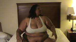 Bbw Empress Kabani buttdrop white slave - ThisVid.com En español