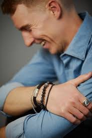 Lisa Behar's Instagram, Twitter & Facebook