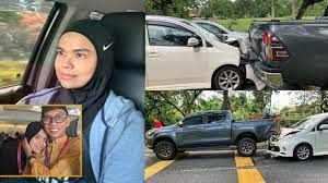 Siapa sangka gurauan ketika masa bersekolah dulu kini sudah dapat anak tiga. Jangan Maln Telefon Bila Memandu Okay Isteri Ajak Shiro Terlibat Kem4langan Kecil Kenderaan Dil4nggar Dari Arah Belakang Soya Lemon