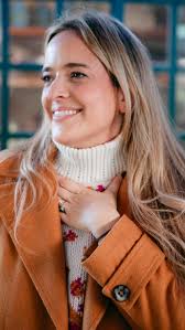 Pili styleando el Jean Britt 🪭🪭🪭 Mega versátil y sobretodo, cómodo 🍸  Hasta este domingo 8/06 [cyberMargo] —— 10% off + 15% off con Santander.