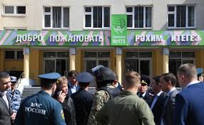 Устроивший стрельбу в казанской школе не состоял на учете, а его семья считалась благополучной, рассказала уполномоченный по правам ребенка в татарстане ирина волынец. Ln6tj6nwjcwjam