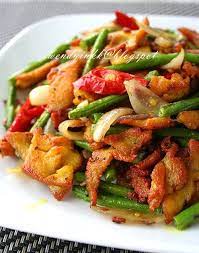 Table For 2 Or More Turmeric Stir Fried Chicken Ayam Goreng Kunyit My Fav Ala Thai 3 Chicken Recipes Easy Asian Recipes Malay Food