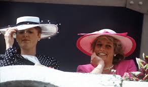 Sarah ferguson previously enjoyed a very close relationship with princess diana, and recently she's been speaking out about her late friend. Sarah Fergie Ferguson Honors Princess Diana On International Women S Day