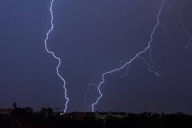 Der deutsche wetterdienst (dwd) in offenbach hat am abend eine unwetterwarnung für sachsen aufgehoben. Unwetterwarnung Fur Sachsen Hochste Alarmstufe Fur Oberwiesenthal Dresden Myheimat De
