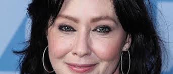 Mort de Shannen Doherty : Les acteurs de Charmed lui rendent hommage et  partagent leurs souvenirs de tournage