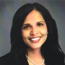 Shelley Hall's Instagram, Twitter & Facebook