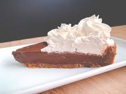 Simple Et Terriblement Efficace Tarte Au Chocolat Et Creme Chantilly Credits Stecy Trtsa Cuisine Food F Desserts Cheesecake Food