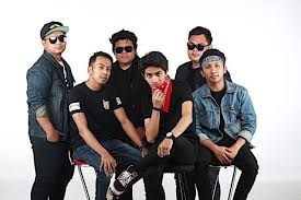 Zalikha zalikha zalikha kaulah yang mempersona bilaku terdengar suaranya hatiku terpaut jadi gila. Kami Bukan Kaki Perempuan Floor88 Hiburan Mstar