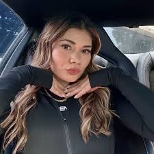 Moni's '24 Manual Dark Horse 🐴🖤 (@monis5.0) · Instagram 照片和视频