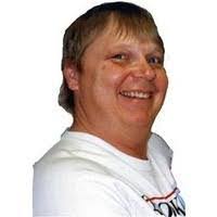 Kari Blum's Instagram, Twitter & Facebook