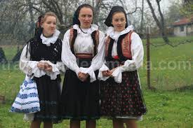 Se spune ca pentru a avea sănătate. Obiceiuri Èi TradiÈii In Cultura RomaneascÄ