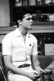 Maybe you would like to learn more about one of these? Aunque No Lo Parezca El Es Carlos Vives Este Es Su Tbt Cadena Dial