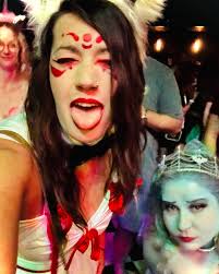 Audrey Short (@oddreyarts) • Instagram photos and videos