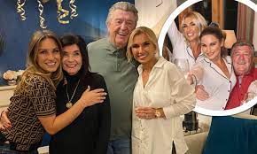 Sam And Billie Faiers Left Devastated After Grandad Mick Dies Six Weeks After Nanny Wendy Daily Mail Online