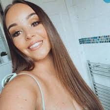 Lisa Austin (@_lisaaustin)