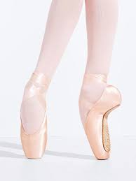 Tiffany Pointe Shoe With 3 Shank And Tapered Toe Box Capezio
