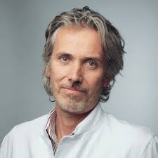 Visceral surgeon in Switzerland: book an appointment online