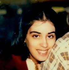 Lisa Burchett's Instagram, Twitter & Facebook