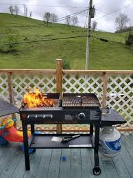 Adjustable 12,000 btu 'h' style stainless steel burner for the griddle. Blackstone Duo 17 Griddle And Charcoal Grill Combo Walmart Com Walmart Com