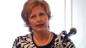 Bannon Wants Ann LePage to Unseat Angus King